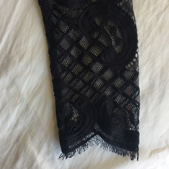 Lace bodysuit - Picture 4 of 5